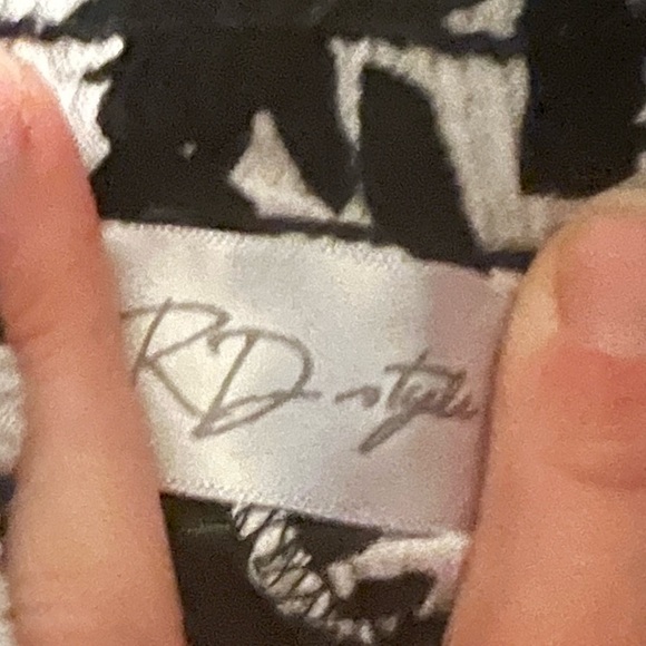 Dressy Shorts from Boutique Store - Black & White Floral - Small - Picture 2 of 2